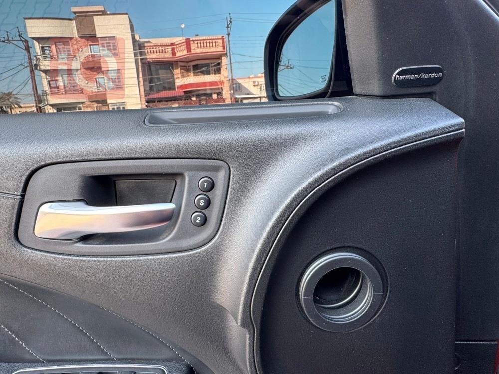 دودج تشارجر